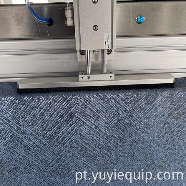 Máquina de corte vertical semiautomática eficaz 1.2kw 220V da cortina de Yuyi garantia de 1 ano